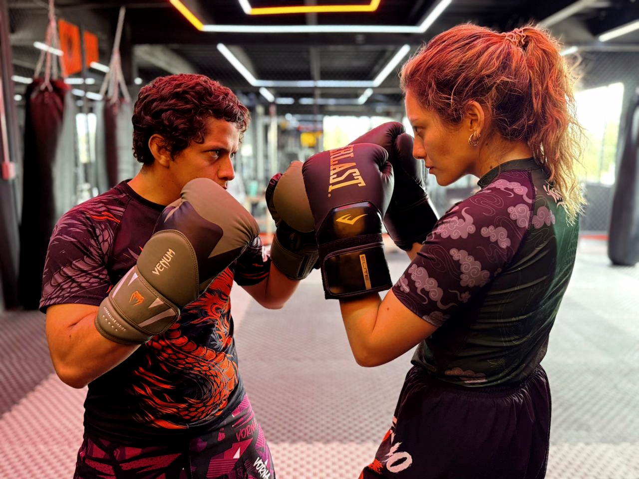 Atleta de VORNA entrenando combate